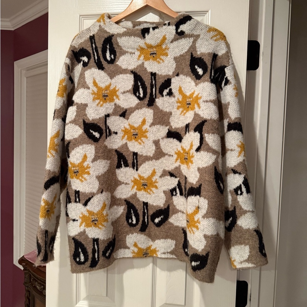 Floral Knit Sweater - Cream, Black, Yellow